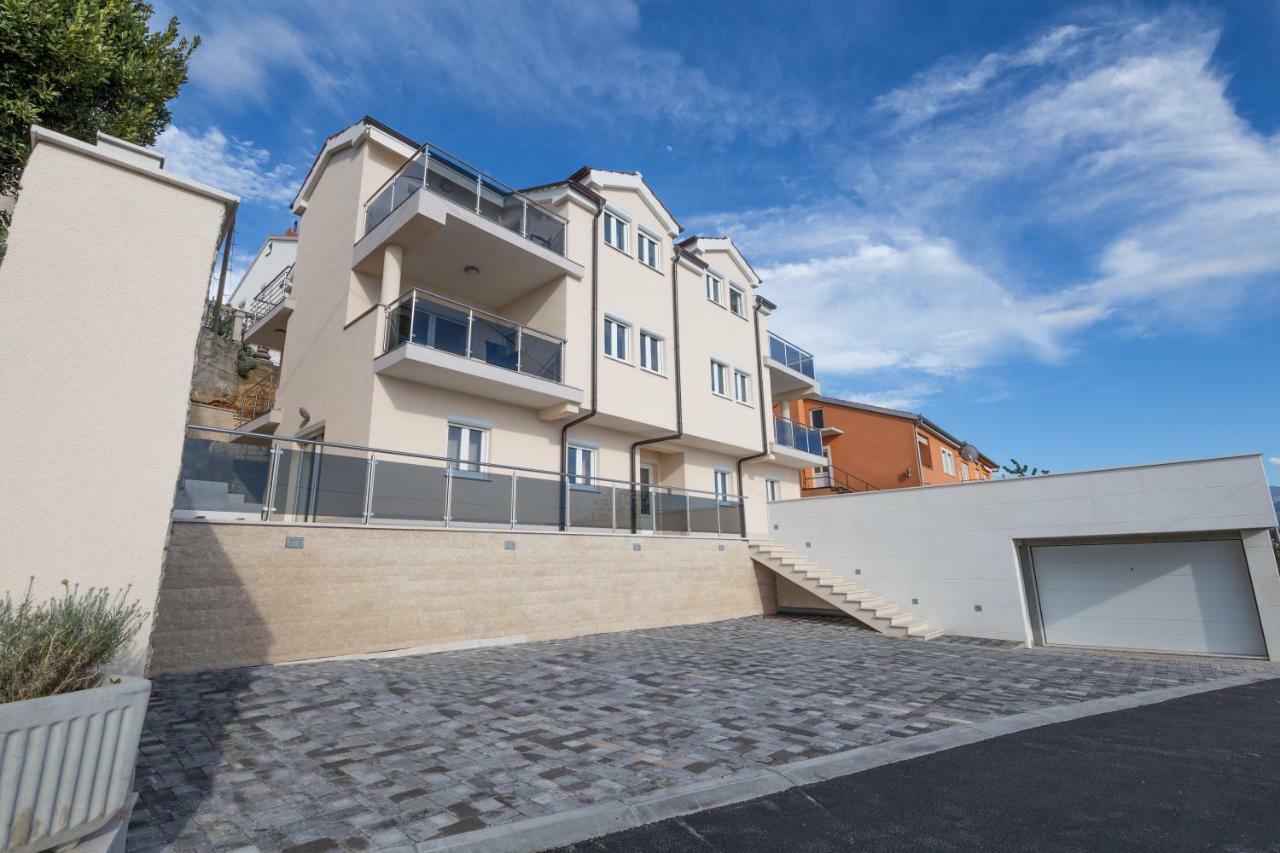 Villa Karamba Senj  Eksteriør billede